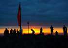 Bergfreunde bewundern den Sonnenuntergang DSC00197 Traunstein Foto Pfluegl 190608